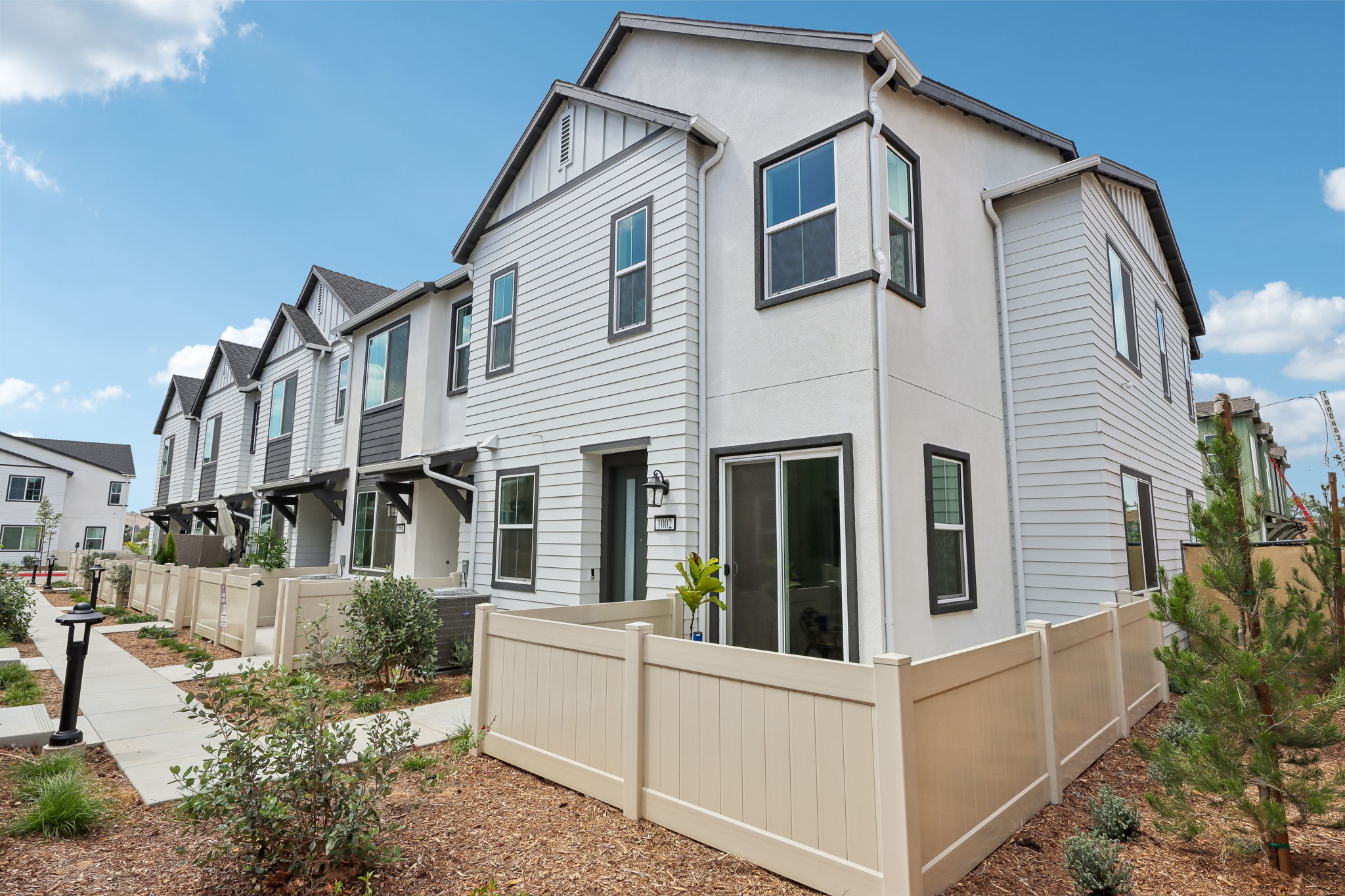 0043 9815 Crossbay Loop