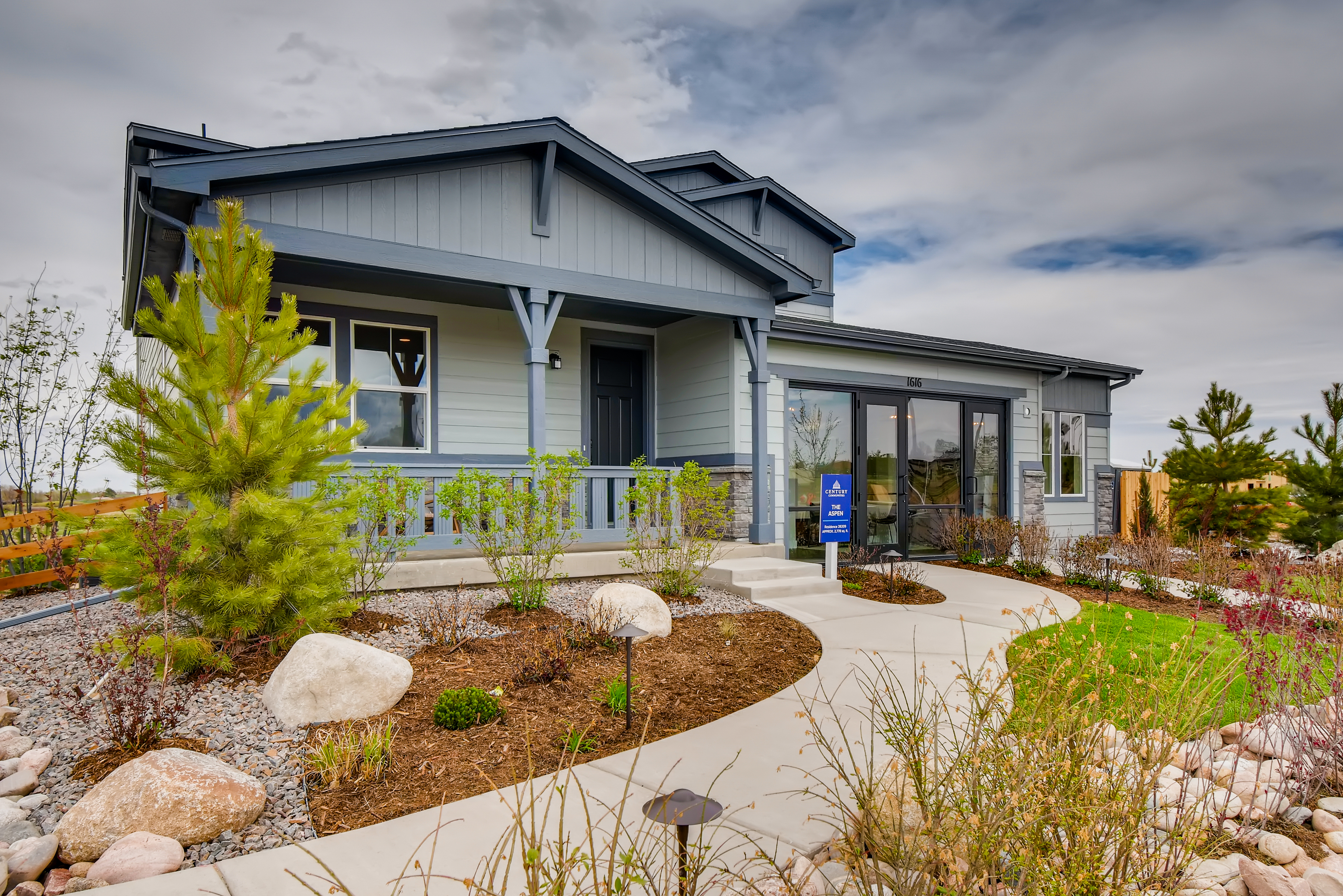 1616 marlowe drive erie co-print-001-002-exterior front-3600x2402-300dpi