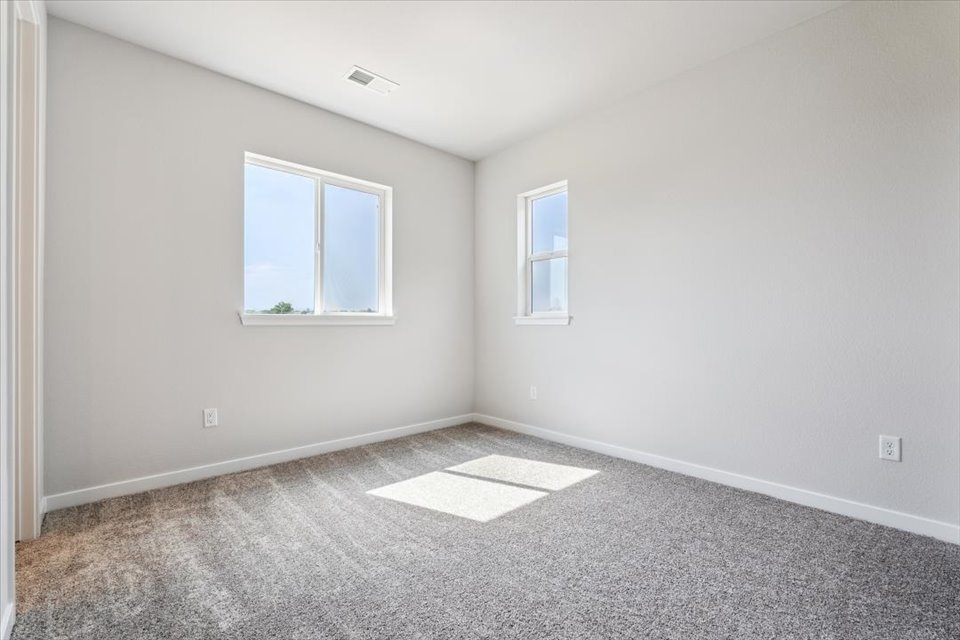 A room with windows.