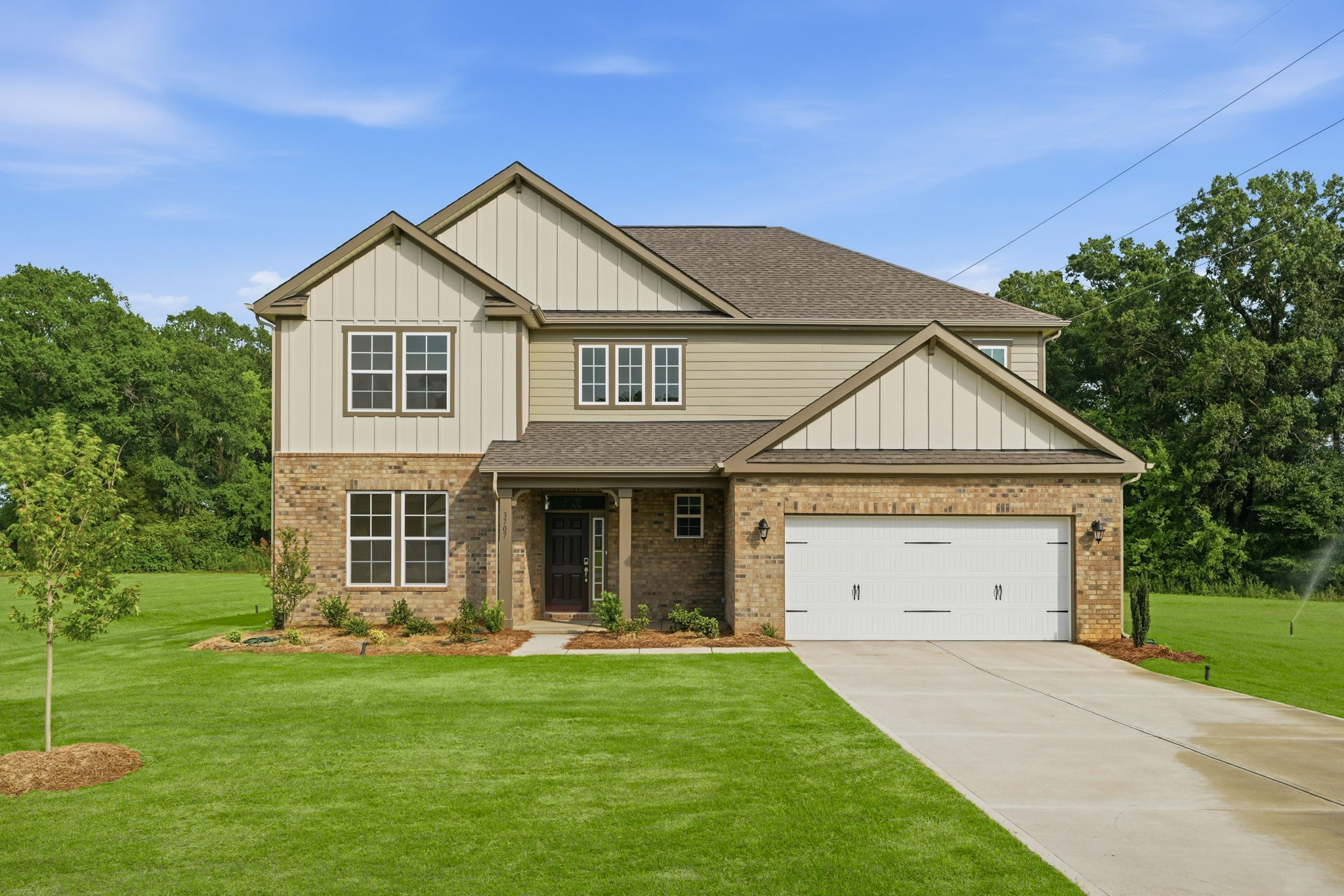 0040 3707 Roughedge Drive