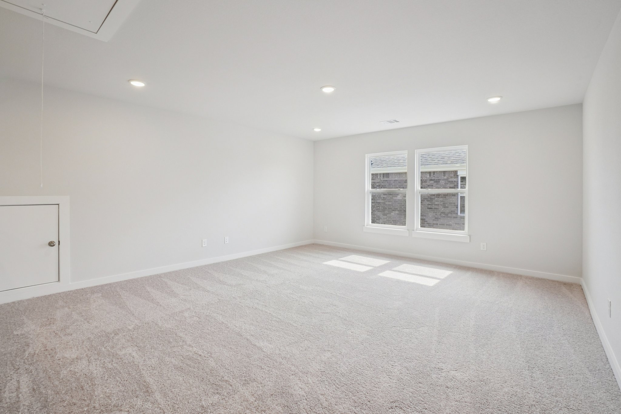 A large empty room.